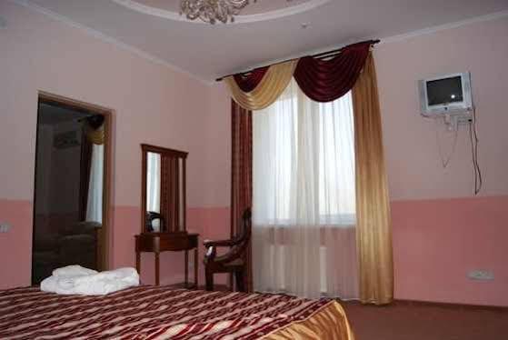 Hotel Palace Ukraine 니콜라예프 외부 사진